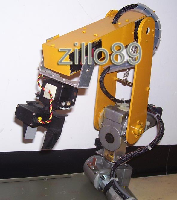 braccio robotico zillo89.jpg